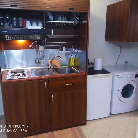 Sunny Penthouse 아파트 테살로니키
